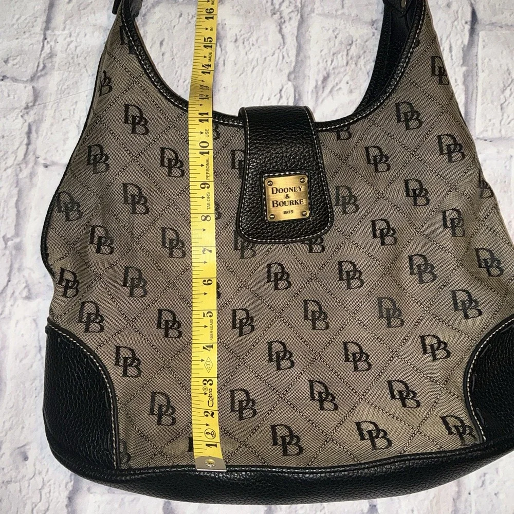 VNTG‎ DOONEY & BOURKE Hobo Shoulder Bag Monogram Leather Strap & Coin Purse